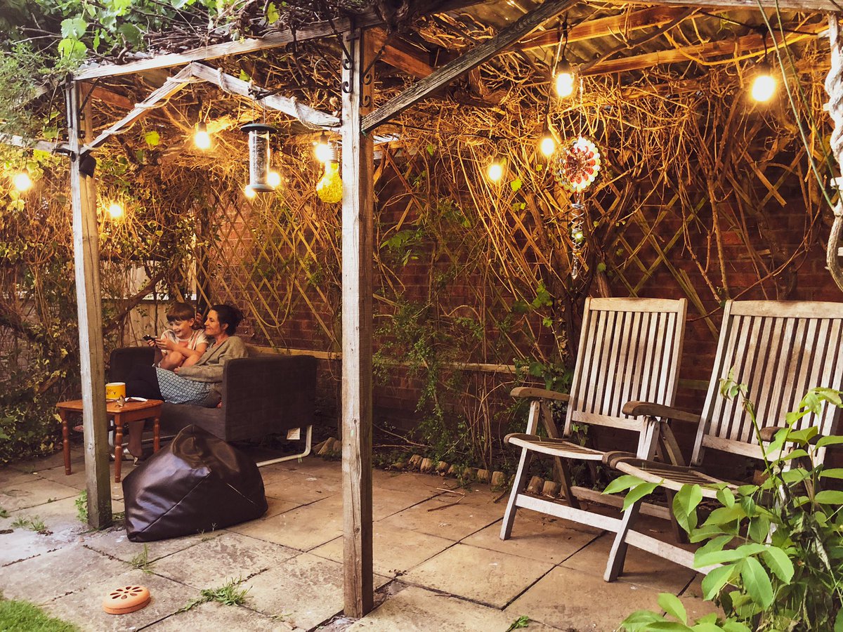 AndyLeates's tweet photo. Lovely evening for trying out the new garden string lights #lightinglegends https://t.co/xRfyTyiKat