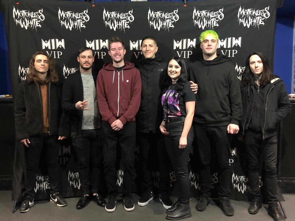 MarkkA22's tweet photo. Can’t wait for the dead stream tonight @MIWband @ChrisMotionless @justinxMIW @MIWryan @chenzomauro @rickyolsonx , last time I listened to you guys my partner was giving birth to our baby girl 5 weeks ago. She caused a mosh pit on the labour ward listening to all your albums🤟🏻😝 https://t.co/pKjzTRjhOA