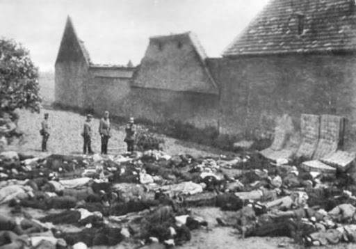 URDailyHistory's tweet photo. 10 June 1942: As a reprisal for killing SS leader Reinhard #Heydrich, the Nazis kill the citizens of the #Czech village of Lidice (~340 would be killed). Beginning on June 24, 59 people in the village of #Lezaky were also killed. #WWII #WW2 #history #ad https://t.co/cX8EF9tWOf https://t.co/BZQChSHbV8