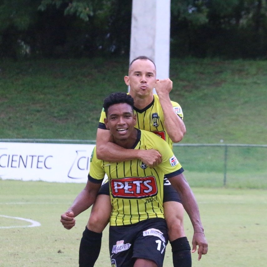 mocafcc's tweet photo. 29’ | ¡MINUTOS GOLLLLLLLLLLLLLLLLLLLLL!
Vidal marca el segundo del #Auringero
Delfines 0-2 MOCA FC
#mocafc #soymocafc #ldf2021
#ldf #futbol #potd #rd #liga #moca #week #entrenamiento #day #passion #miercoles https://t.co/Js6ur8E6Nt