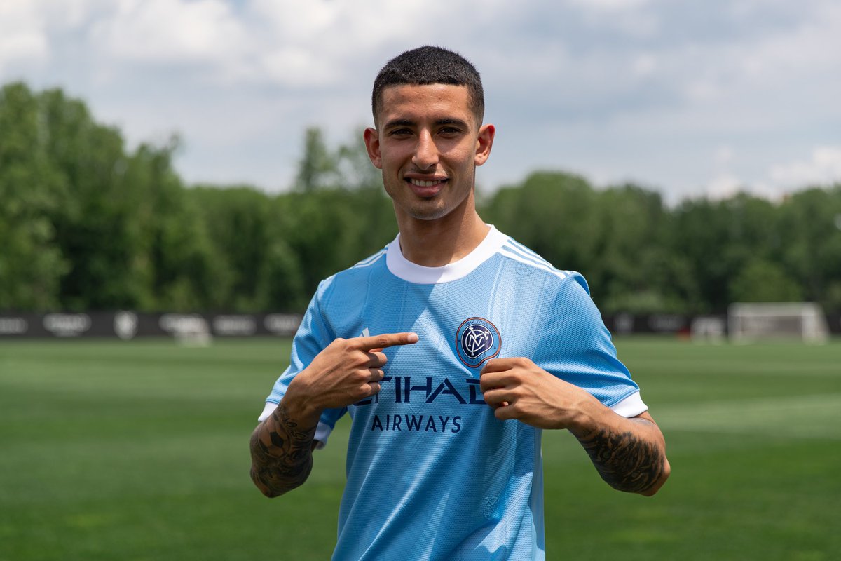 23SRodriguez's tweet photo. Thank you very much @nycfc for welcoming me. It is an honor to be part of this family🔵⚪️🗽

Muchas gracias @nycfc por abrirme las puertas. Es un honor poder ser parte de esta familia🔵⚪️🗽 https://t.co/lLEJ36t6ff