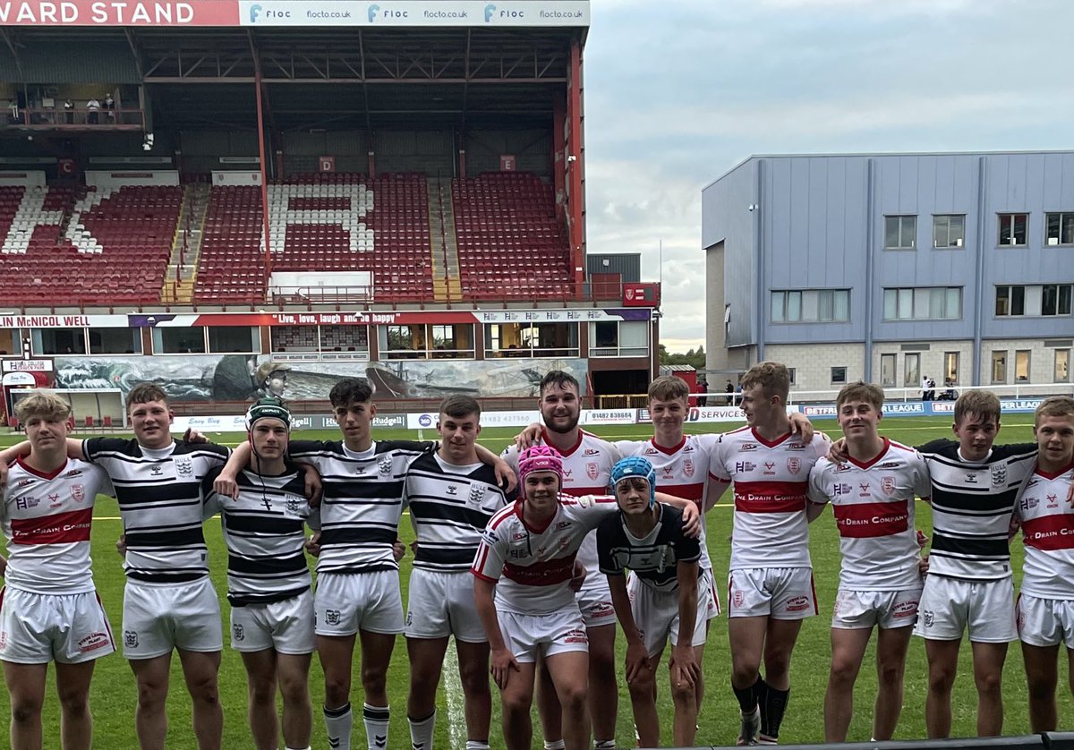 GavinDooley7's tweet photo. Well done boys tonight did yourselves proud 👊#utc🥕🥕🥕we go again Sunday https://t.co/O2eAMWQk7B