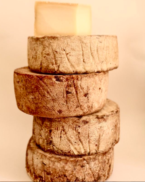 CheeseStoreBH's tweet photo. One of our June Pairings: Impromptu, an aged goat cheese in the style of Italian pecorino. Hand made by Soyoung Scanlan of #AndanteDairy. Pour a glass of @SpannVineyards Primitivo, both in our June #TastingKit Order https://t.co/5BhUoR7vJ8 #winetasting #winepairing #sonomacounty https://t.co/bz8P2uJnJM