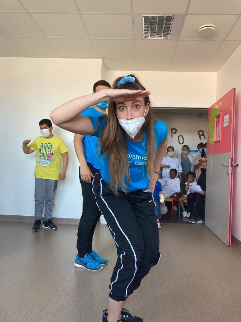 Clap de fin de notre "mini" #DanceTour à <a href="/ght_gpne/">GHT Grand Paris Nord-Est</a> #Aulnay 🕺💃
Nos ambassadeurs <a href="/SilviaNofficiel/">Silvia Notargiacomo</a> &amp; <a href="/gabingiband/">Gabin Giband</a> sont venus faire danser les enfants des services de pédiatrie et de pédopsychiatrie. Tout le monde est prêt pour danser tout l'été !! ☀️