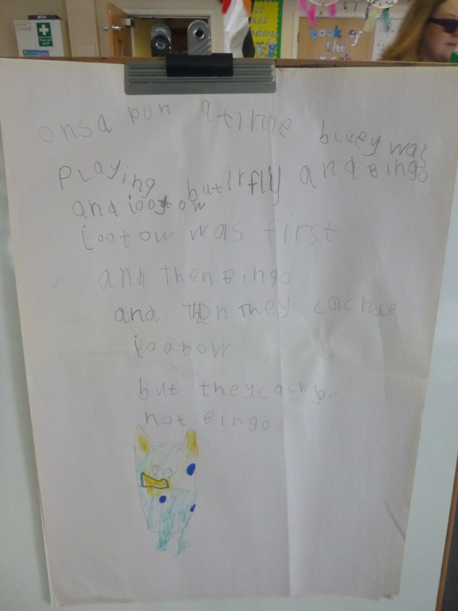 chapelendinfant's tweet photo. #EYFS #motivatedtowrite Children in Reception are developing their confidence to in using their phonic knowledge to write longer stories independently. https://t.co/5WIEYZdCcK