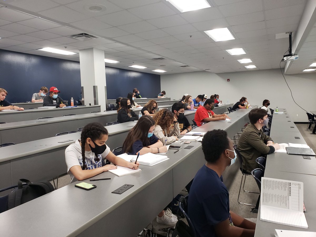 lecollegeready's tweet photo. Day #1 of SAT Prep Courses @LittleElmHS! We are so excited about this new partnership with @dymensionsllc! Thank you to our LEaders @leisd for making this happen for our students! @lecollegeready #testprep #mathtoday #readingnext #summer21 #loboscollegebound https://t.co/mWLCcn4ylJ