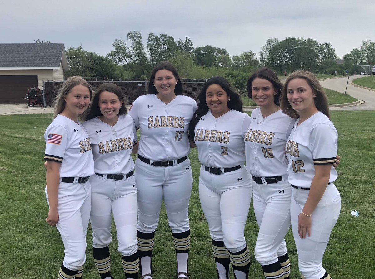 👵🏼 SENIOR NIGHT TONIGHT 👵🏼

📍 FHS Varsity Field 
⏰ 4:30 Start 
🥎 vs. Greendale 

Come help us celebrate our seniors 
1️⃣ <a href="/brennan_staude/">Brennan Staude</a> 
3️⃣ <a href="/BriannaBaltutis/">Brianna Baltutis</a> 
7️⃣ <a href="/meredith_manke/">Meredith Manke</a> 
1️⃣2️⃣ <a href="/CDeleeuw12/">Calla Deleeuw</a> 
1️⃣7️⃣ <a href="/deidraniedz/">Deidra Niedziejko</a> 
1️⃣8️⃣ <a href="/chloesadowski18/">chloe</a>