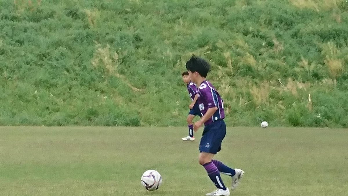 Msk19サッカースクール 先日 Jリーグクラブ 栃木scジュニアさんと五年生対象に練習試合を行いました 一人一人 のレベルが高いチームに対しても臆することなく積極的にボールを奪いにいき ゴールを目指す 前への意識を一人一人が持ってプレーするように