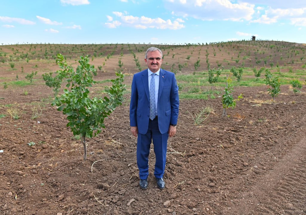 Münir Karaloğlu