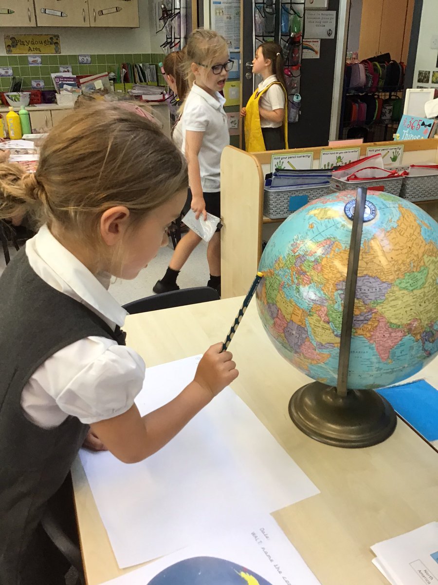 class2dps's tweet image. We launched our Geography topic of Continents and Oceans this afternoon and we’re fascinated with our wonderful world #fantasticquestions #thirstforknowledge #DPS_geography @DartonPrimary