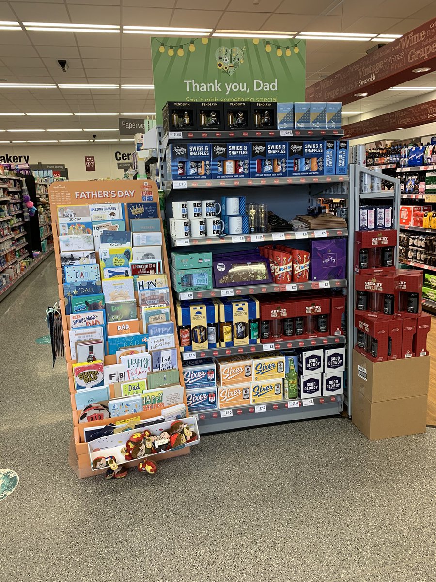 Great range at CEC Northfield all ready to treat that special Dad , don’t forget the 🍺 this weekend for ☀️ and ⚽️!  <a href="/FionaRo44784977/">Fiona Robertson</a> @grahamwren2
