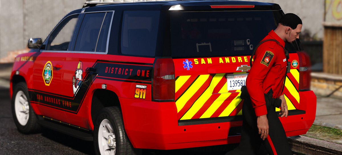 statewiderp_'s tweet photo. San Andreas Fire Marshal's enforcing Fire Code throughout the State! Here is them doing a routine inspection in Paleto Bay.

#SAFR #FireMarshal #StatewideRP https://t.co/6ykIdJnR6O