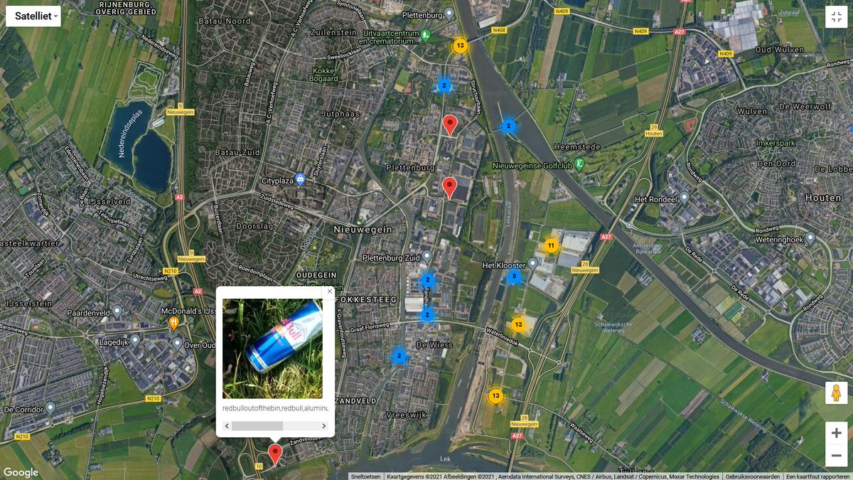 Lekjutter's tweet photo. In @Gem_Nieuwegein was er een hele kudde Rode stieren losgebroken.
#RedBullOutOfTheBin +73 = totaal 494 in 20 dagen.
@redbullNED hebben jullie daar wel van die displays uitgezet bij de verkooppunten?
#RedBull_Rodeo. https://t.co/i6TEbDfB21