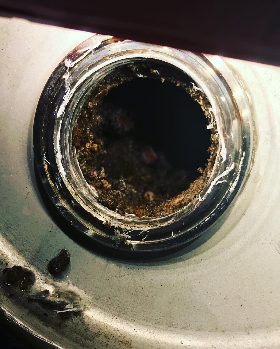 EspressoMePDX's tweet photo. A little bit of scale came out of this Marzocco boiler. And this was only one of the few buckets of scale we got out of the boiler. Swipe to see some bad scale build up!
•
•
•
#espresso #coffee #coffeetime #coffeelover #cafe #latte #barista #coffeeshop #coffeeaddict #latteart https://t.co/pYJUPuiEIN