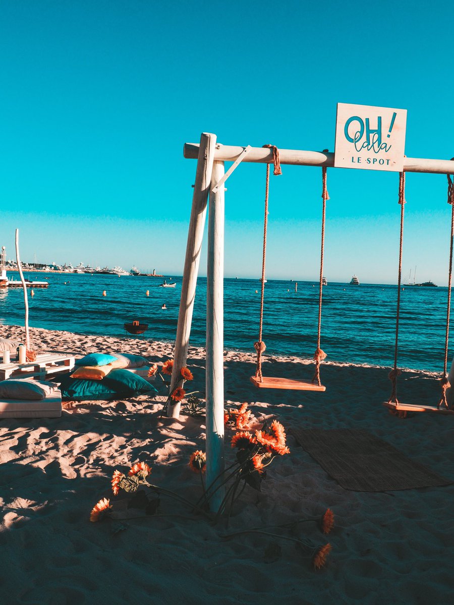 jeremykiffel's tweet photo. 📻Demain dans #ServiceCompris en direct sur @KISSFMFRANCE votre rdv #CotedAzurFrance @VisitCotedazur
✅ @Yann_Gillet pour une belle saison qui s’annonce au @martinezhotel
✅Un salon #bienetre dans la Vesubie ce dimanche
🎤L’info de @MaxTilliette
👌Kdos au top
✅Hits au top https://t.co/xKzm7Jlgdq