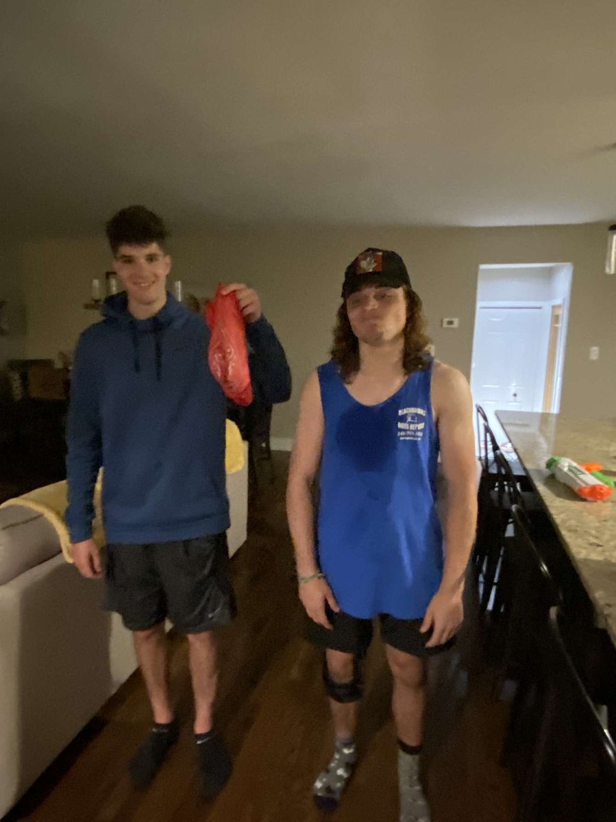 Michael60623140's tweet photo. House raid didn’t work out bye Gavin @OvilleWaterWars https://t.co/1SJRc9RNU6