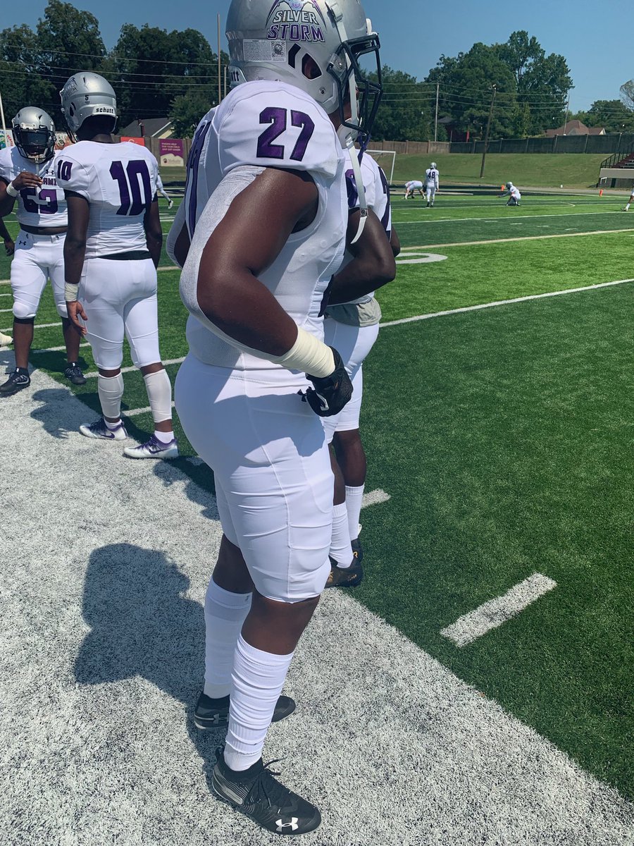 Baller: @jeremyhudson_59 JUCO LB 6’2 230. C/O 2021. AA Obtain. <a href="/ASAMiamiFB/">ASA Miami Football</a>  HL hudl.com/v/2CH3By