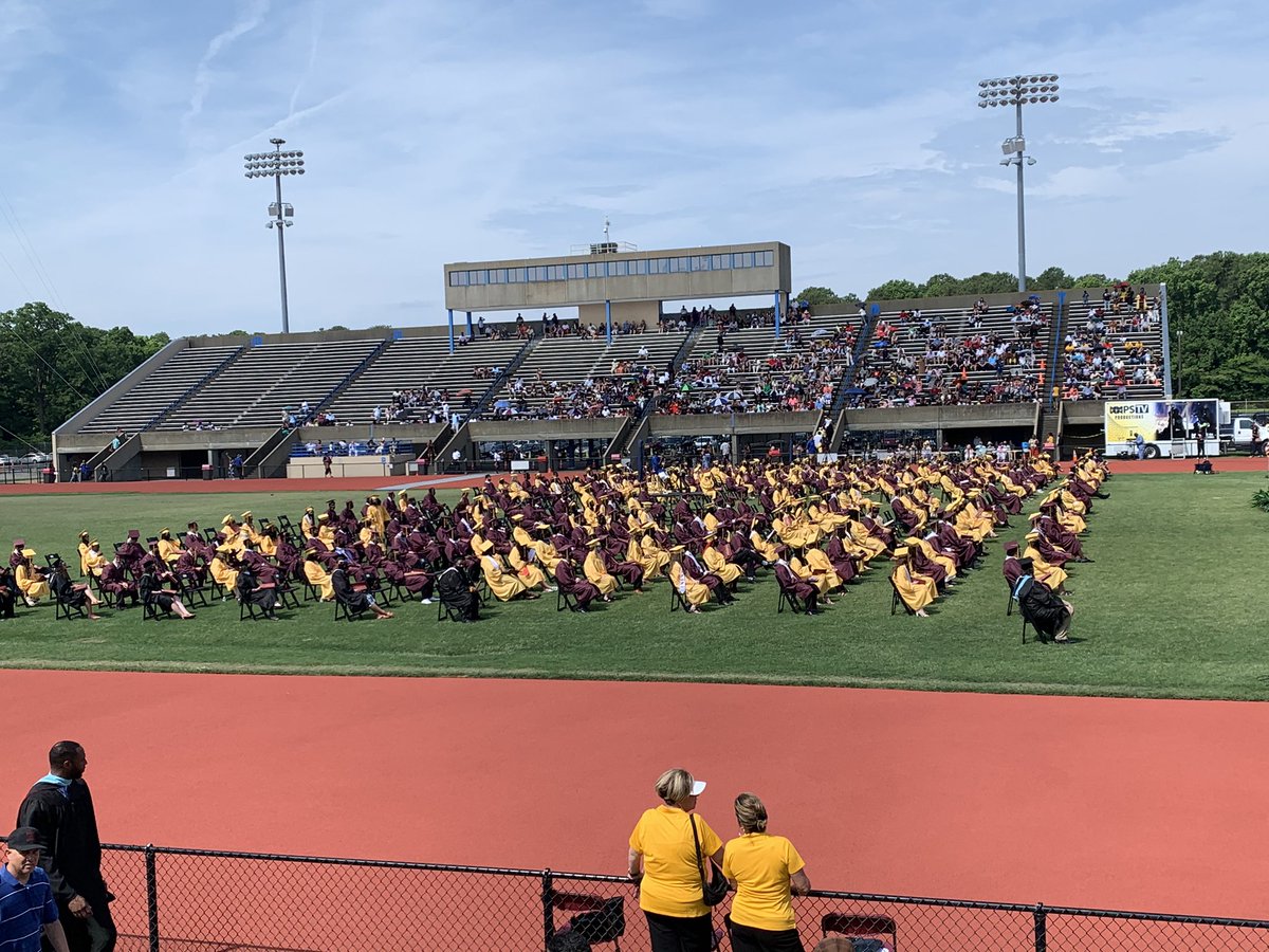 Student Rep. to the NNPS School Board tweet media