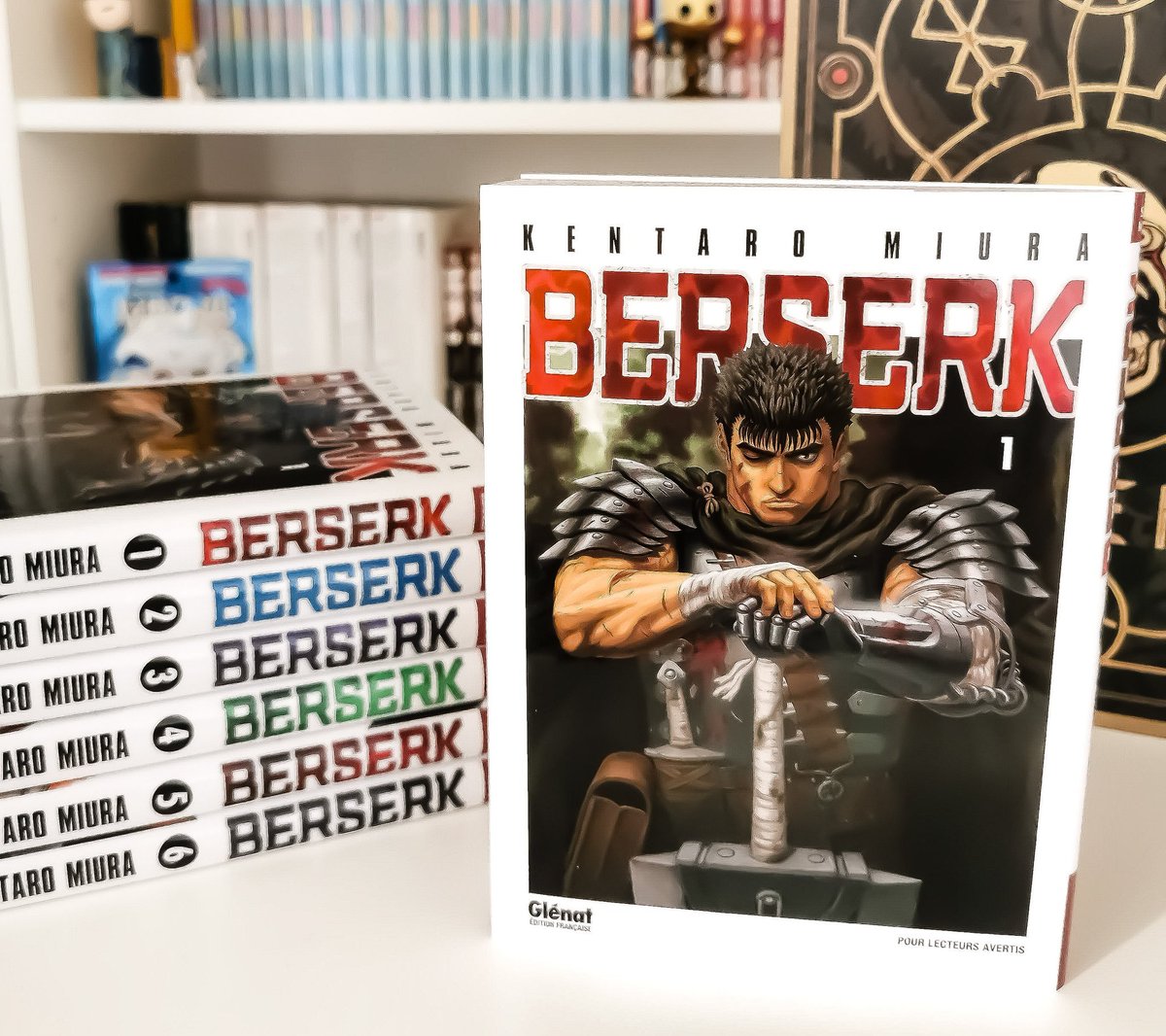 aazmgg's tweet photo. ✨ CONCOURS ✨

J’organise un concours avec @seyunrt pour vous faire gagner les 6 premiers tomes de Berserk, pour participer il faut : 

- Follow @azmgg et @seyunrt

- Retweeter ce tweet

- Identifier 1 ami

📅 Tirage au sort le 1 juillet.

Bonne chance ! https://t.co/gn48It0gVh