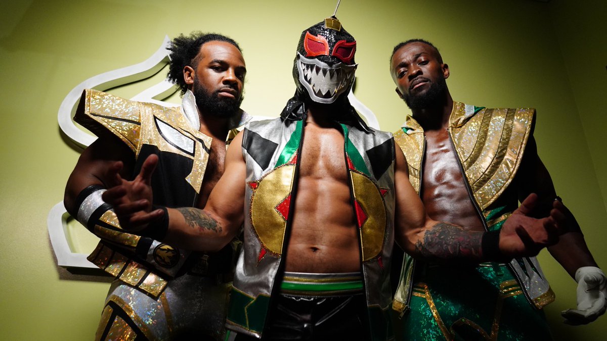 LuchadorLD's tweet photo. LUCHA-Morphinomenal! #luchalit https://t.co/ssxDo6fKR2