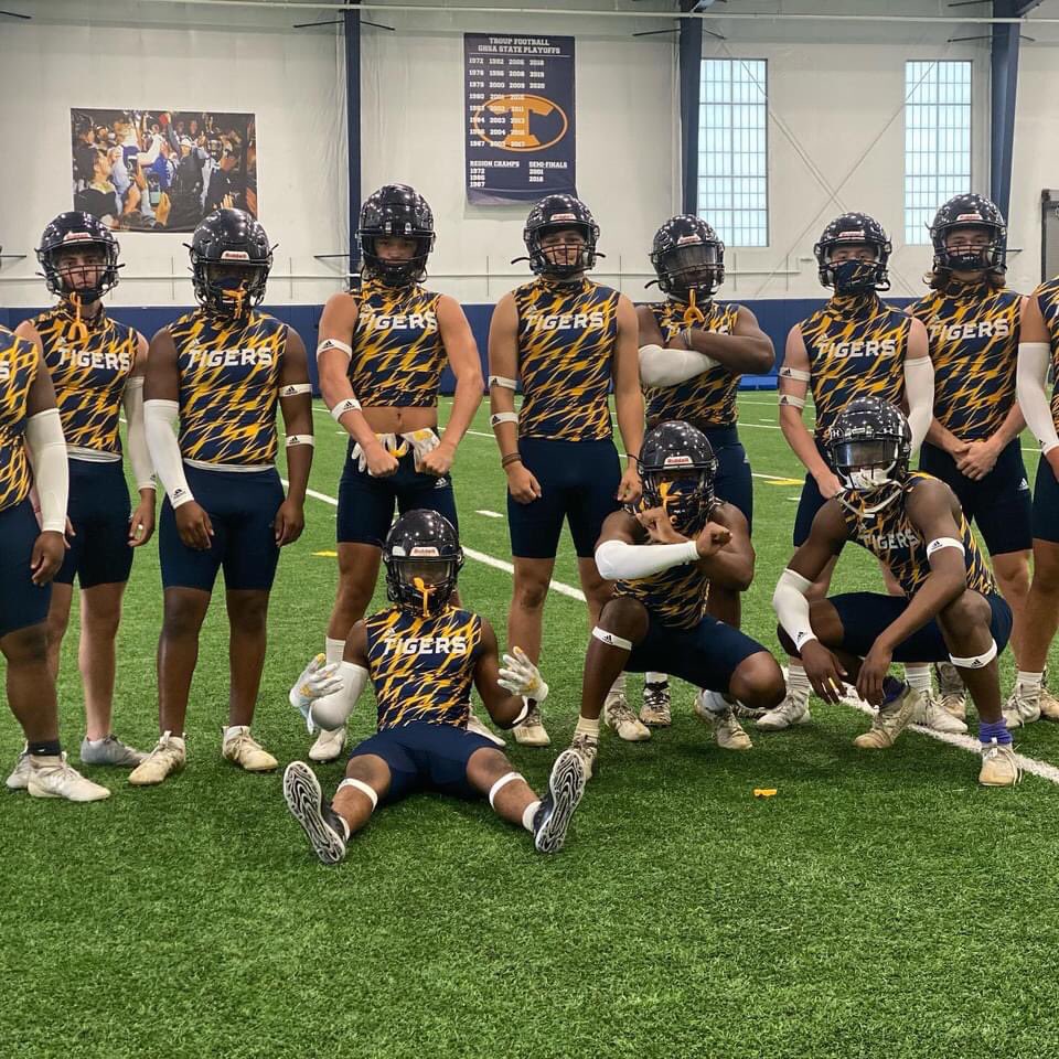 tanner_glisson's tweet photo. Boyz flexed up today‼️@TroupTigerFB https://t.co/6cX514aZXF