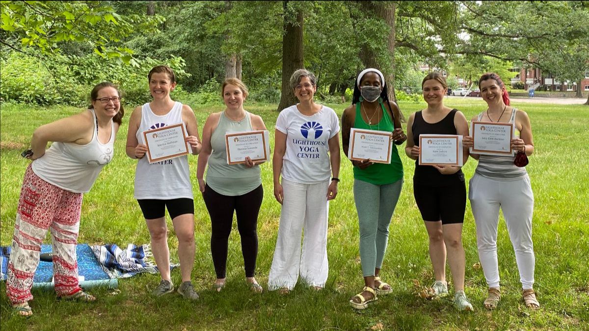 Announcing our Next Hatha Yoga Teacher Training! 🙆 With a commitment to high quality yoga along with social and racial justice, Lighthouse's Hatha Yoga Teacher Training will expand your understanding of yoga, yourself and the world.  - mailchi.mp/lighthouseyoga…