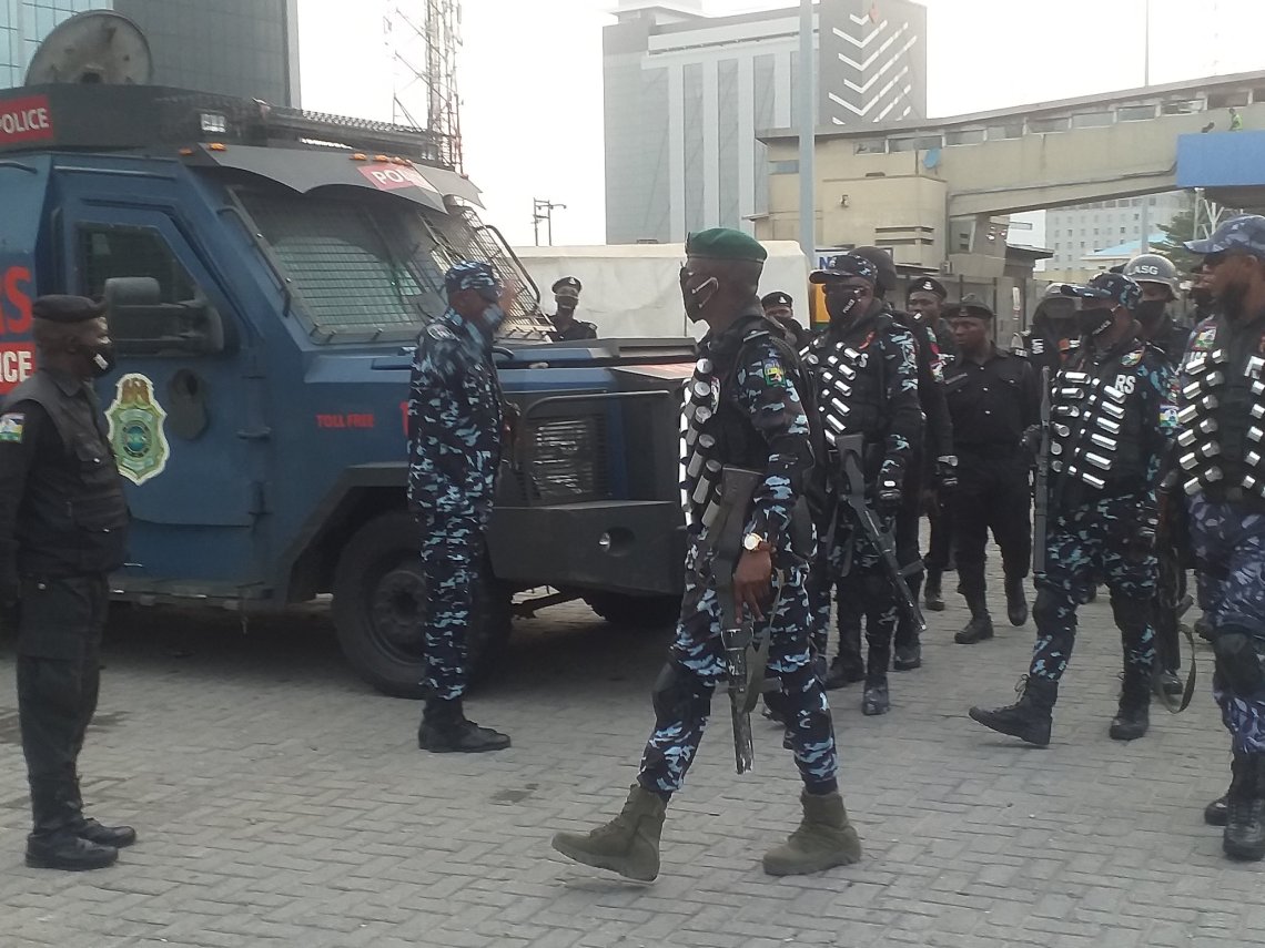 When is Lagos Police going to have show of force on Eko Bridge?