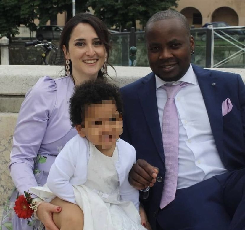 ______Angelica_'s tweet photo. Il racconto di questa donna e di ciò che  è successo a suo marito è veramente agghiacciante, sono rimasta pietrificata davanti a tanta violenza https://t.co/mFch6yTADl