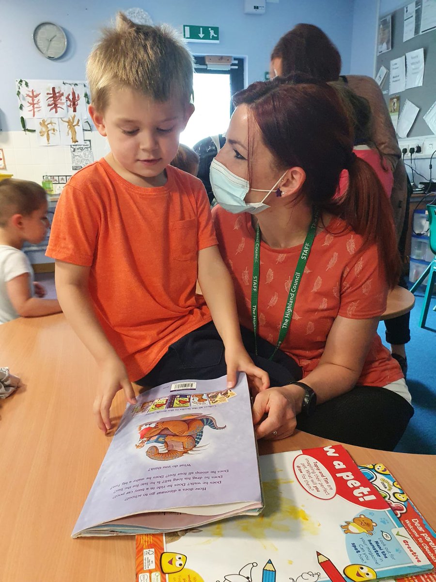 school_clement's tweet photo. Tommy and Jenna wearing orange for Battens awareness 🧡 #battenday2021 https://t.co/6uRcse0R1z