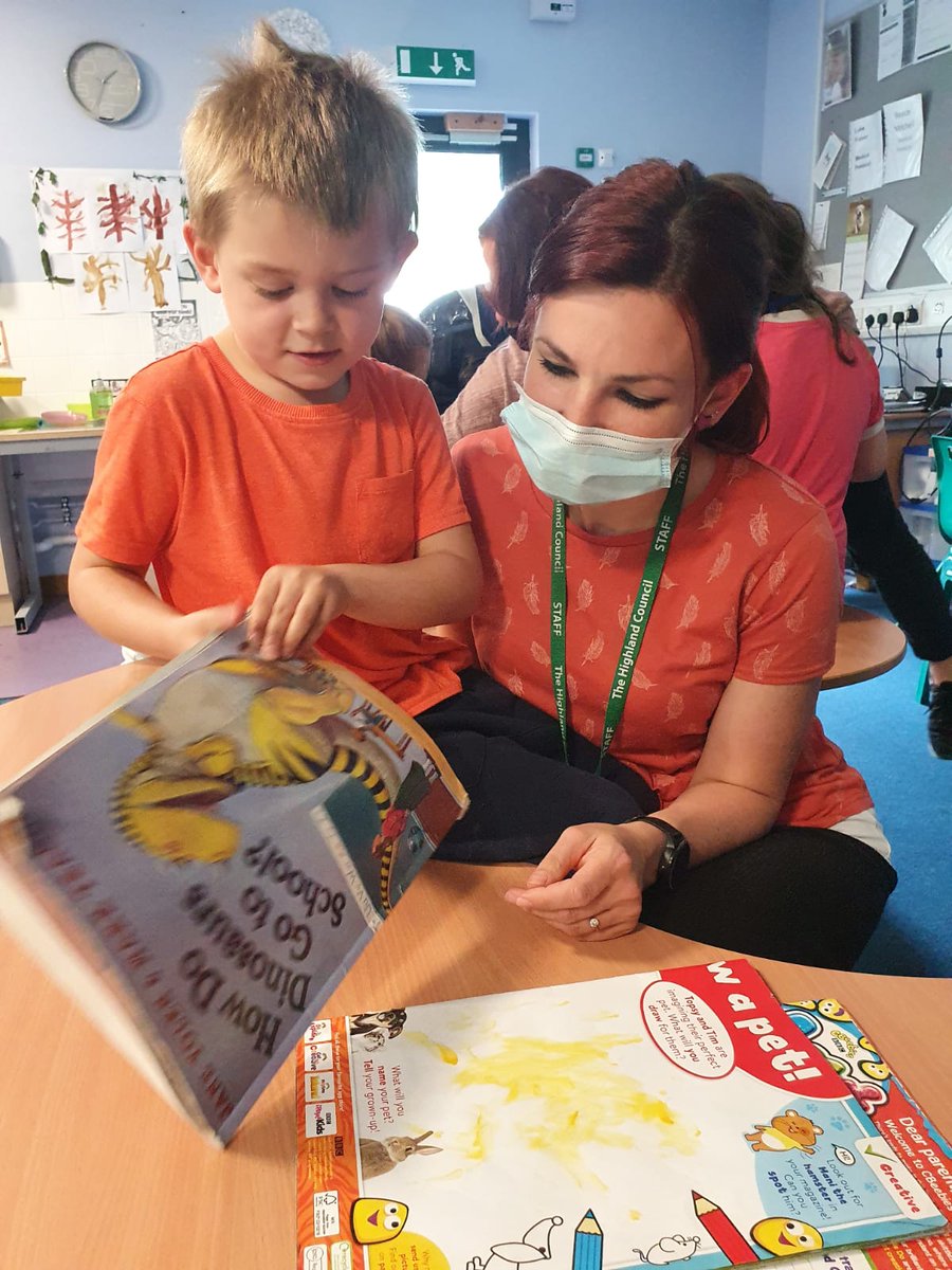 school_clement's tweet photo. Tommy and Jenna wearing orange for Battens awareness 🧡 #battenday2021 https://t.co/6uRcse0R1z