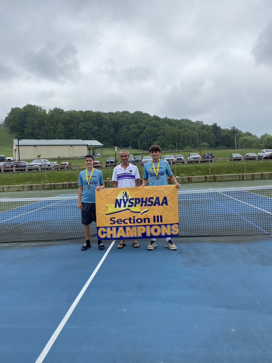 oneidasac's tweet image. Congratulations to our tennis sectional champions! Aidan and Ajay Hicks won 1st doubles, Seth O’Connell and Drew Hicks won 2nd doubles, and Spencer Ingmire won 3rd singles #gooneida