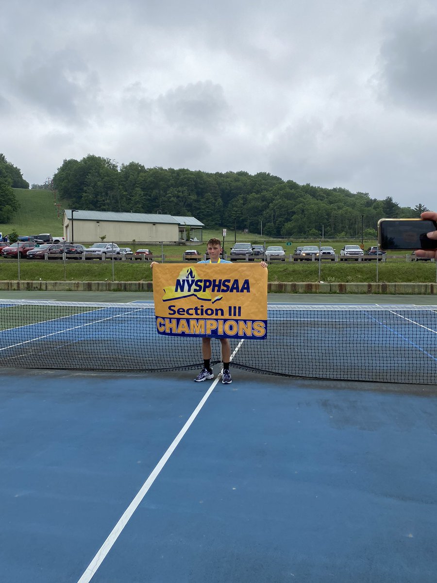 oneidasac's tweet image. Congratulations to our tennis sectional champions! Aidan and Ajay Hicks won 1st doubles, Seth O’Connell and Drew Hicks won 2nd doubles, and Spencer Ingmire won 3rd singles #gooneida