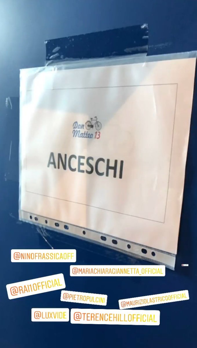 Antonio09105181's tweet photo. #Anceschi il ritorno in #Donmatteo13
@insinnaflavio 💟🕺🕺🕺🕴️🕴️🕴️ https://t.co/EHhtxlKJu9