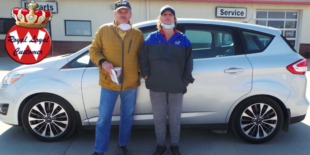 MAGCDJR's tweet photo. Congratulations to these royal loyal customers on purchasing this 2017 Ford C-Max Hybrid! 🎉
See more Hybrid's at https://t.co/NuUWWoaSga
#Hybrid #FordCMax #Hybridforsale #Fordcars #Fordforsale #Ford #CMax #Carshopping #usedcars #usedhybrids #royal #Loyal #customers #Missouri https://t.co/CX0o1bp7cN