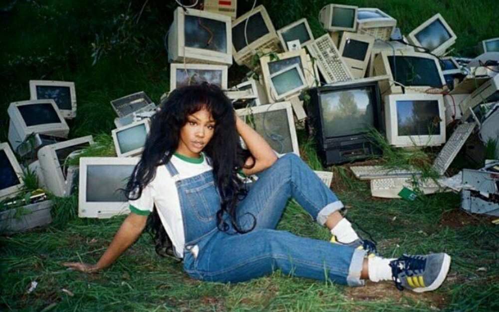 golflefleur's tweet photo. ctrl by sza was released 4 years ago today! #CTRLANNIVERSARY https://t.co/FjxRyD19Su