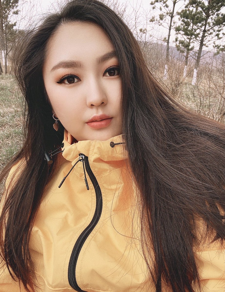 Алив Энхбатыг дэмжсэн хүмүүс минь дагалцы 🙋🏻‍♀️