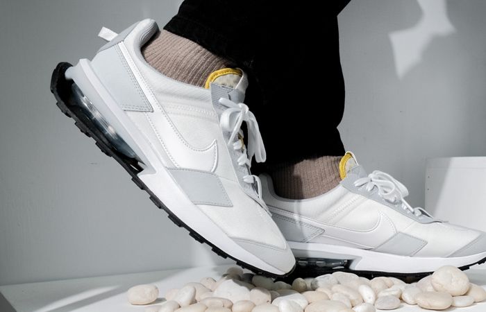nike pre day summit white