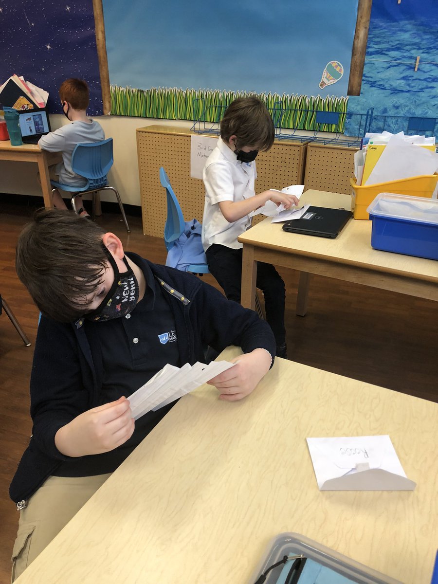 Leman3rdGrade's tweet photo. Reading letters we wrote to ourselves on the first day of school! https://t.co/IHdrip3rM4