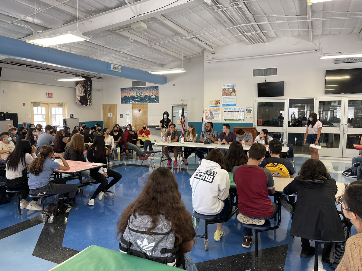 Bridge Camp for the Class of 2025 concludes with a graduate panel. Alumni from the Classes of 2015 &amp; 2016 return to talk about their MECHS experience. Thank you for inspiring our incoming students! #FirstandBest #PhoenixFamily #TeamSISD <a href="/missionechs/">Mission Early College High School</a>
