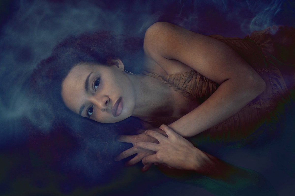 ✨ Rendez-vous vendredi pour la sortie de mon nouvel EP "Morning rain" ✨

🎼 Morning rain

📸 @Tin

°°°°°°°

#morningrain #music #soul #jazz #rock #neosoul #photo #portrait  #pose #photoshooting #smoke #french #guadeloupe #rythm #guitar #bass #piano #drums #singer #songwriter