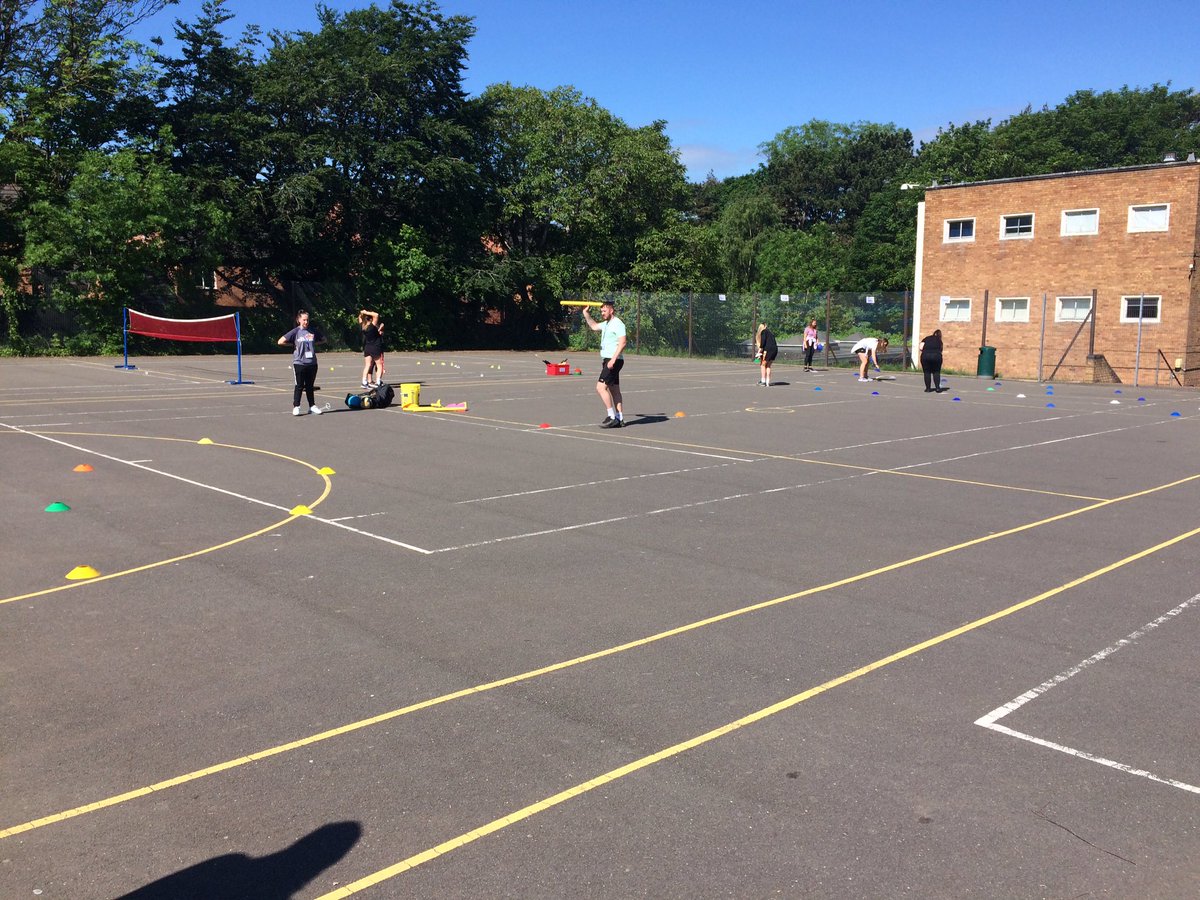 wlv_eduPE tweet picture