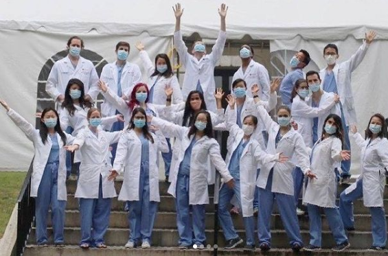 MassGenBrigham's tweet photo. Weβre celebrating residents and fellows this week! Medical trainees β residents and fellows β are crucial to the care delivered to our patients across the Mass General Brigham system. #ResidentAndFellowAppreciationWeek #TraineeAppreciationWeek https://t.co/hrnRkW3JNS