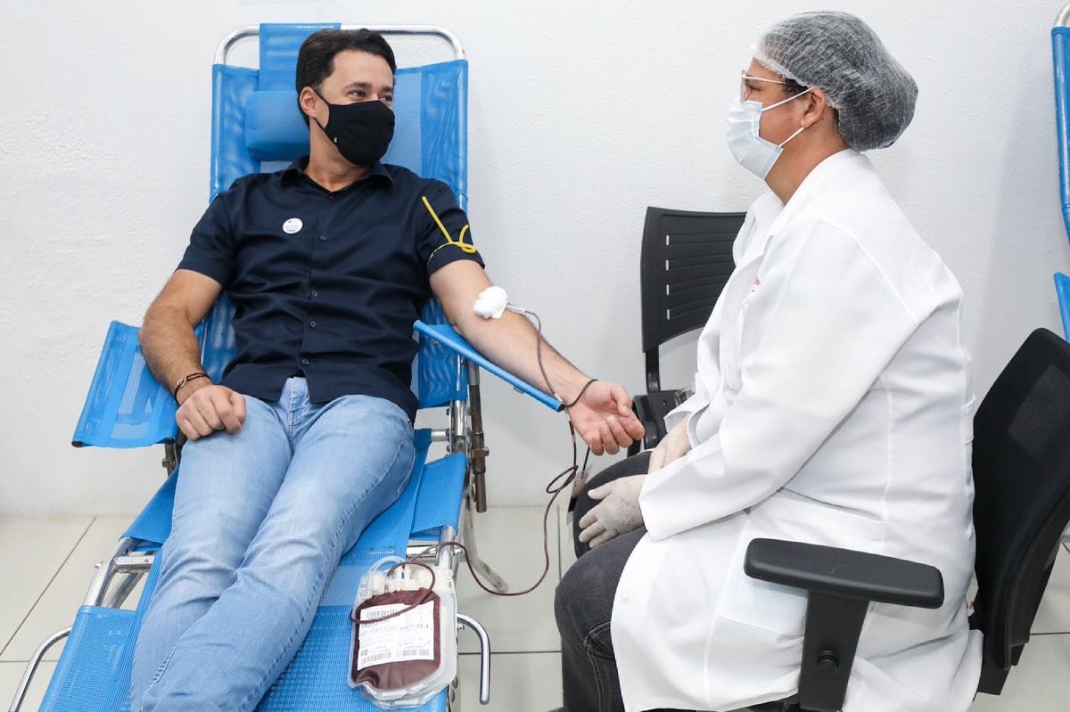 simboramudar22's tweet photo. Estamos fazendo nossa parte para contribuir com o estoque do banco de sangue do Hemope, que neste momento de pandemia, sofreu uma queda nas doações.
#jaboatao #jaboataodosguararapes #pernambuco #doarsangue #hemope #otrabalhofazadiferença #andersonferreira https://t.co/e2Sx6so5W1