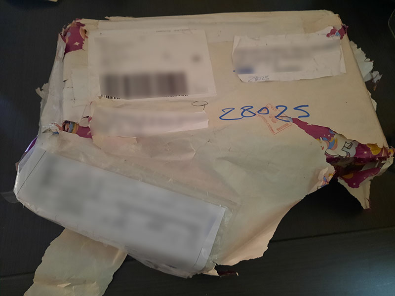 playatwork_'s tweet photo. Hola @Correos @CorreosAtiende me acabáis de entregar este paquete y quería agradeceros el esmero con el que lo habéis tratado. Que sigáis bien. https://t.co/r8D21JBWHl