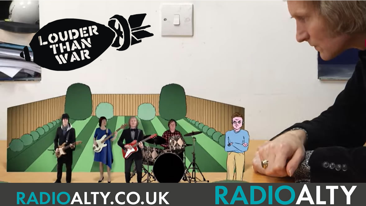 9 pm Tonight The @louderthanwar show streams.radio.co/s4d51ef3bf/lis… with @NigelCarrUK ft @fluvster @CHVRCHES @Def_Robot @RatsOnRafts @oishadders @bccamplight @M_Mellotronics @enolagay_band @tunnelmental @afflecks_palace @Deathretro @wpgonzalez @PSB_HQ @johnrobb77 @RadioAlty