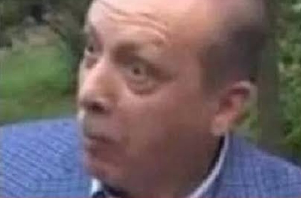 NavlarLise's tweet photo. @Ayse_Kendim Böhöhöyt kardeşim komikmiş böhöhöyt https://t.co/5o2bj4fJ9o