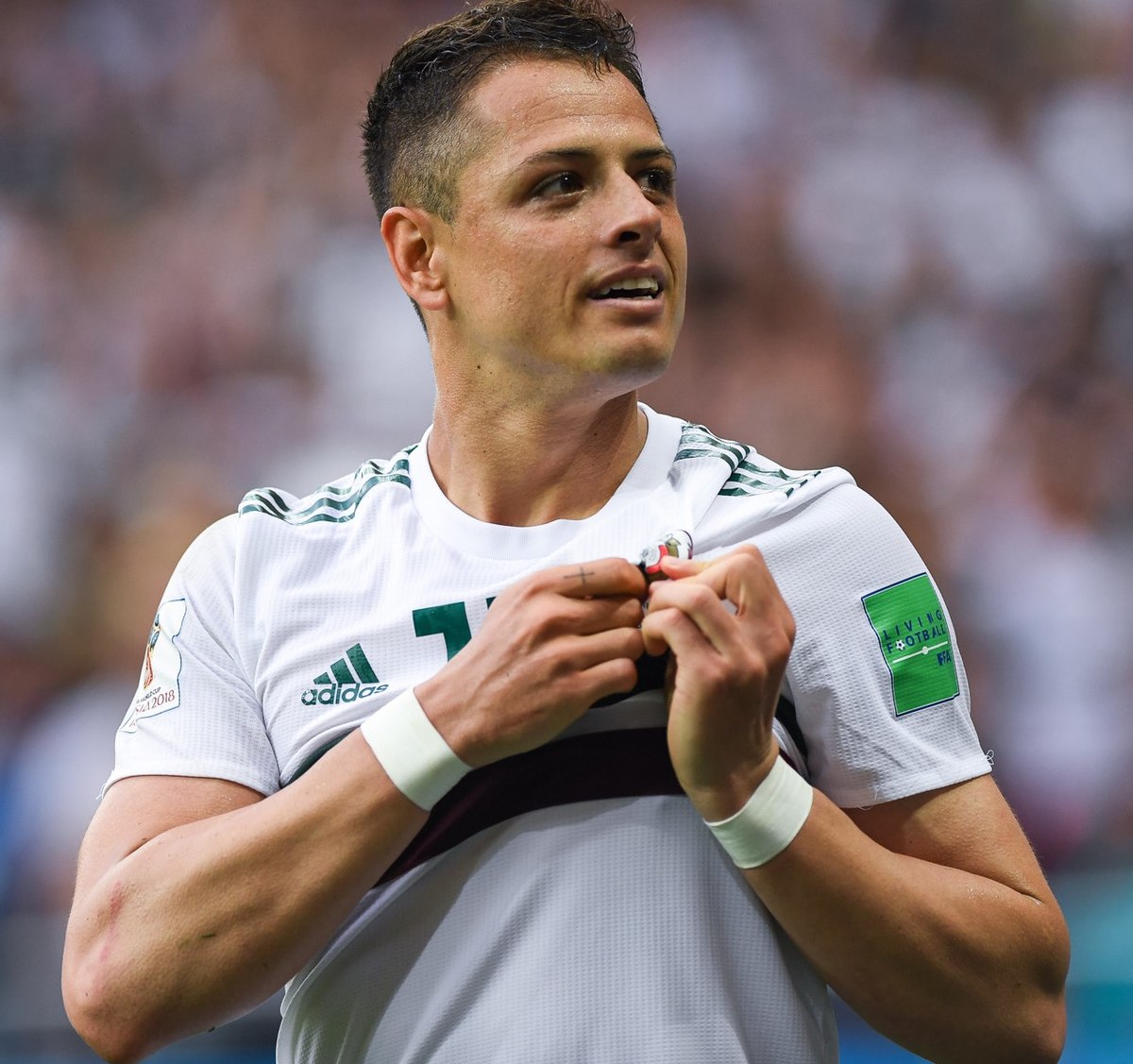 🔁 RT si crees que Chicharito debería ser llamado al Tri mayor o al Olímpico 🇲🇽