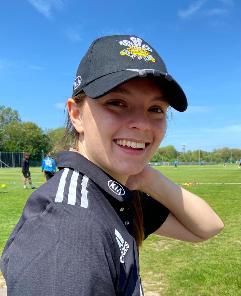 IbstockSport's tweet photo. 🏏Congratulations to Olivia D 🏏
We were excited to hear that Olivia debuted @SurreyLadies over half term with ball and bat in hand!
#SignificantAchievement
#GirlsWhoCan
#RoleModel
@cricketforgirls @IBSTOCKPLACE
@SurreyStormNPL
@SpencerWomensCC https://t.co/8HxMRXcezu