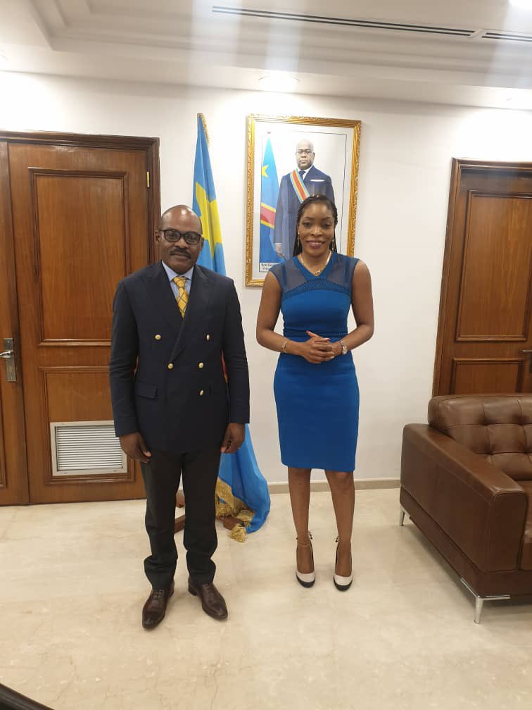 Giselesoft's tweet image. Échange enrichissant sur l’inclusion financière avec Son Excellence Mr le Ministre Nicolas Kazadi @nskazadi #Ministeroffinance #DRC #OkapiDRC #FinancialInclusion  🇨🇩