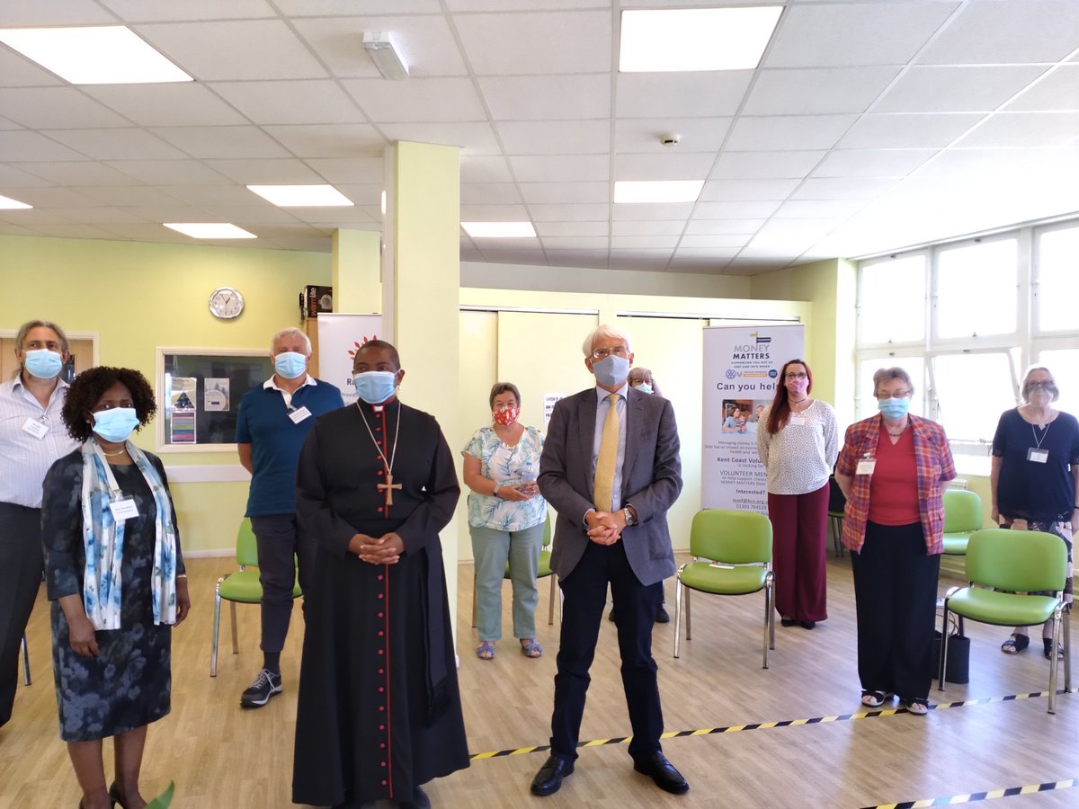 RainbowCentre01's tweet photo. It was an honour and a privilege to host Bishop Rose, the @DoverBishop , at Rainbow Centre today and discuss the work we do in our community. #FamilyContact #FoodStop #Foodbank #HomelessSupport #MoneyMatters https://t.co/9nMISEzxBT